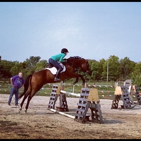 Meet your Posher, Amanda - Picture 4 of 4